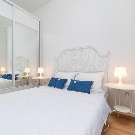 Ana'S Apartment Budva Mne Екстериор снимка