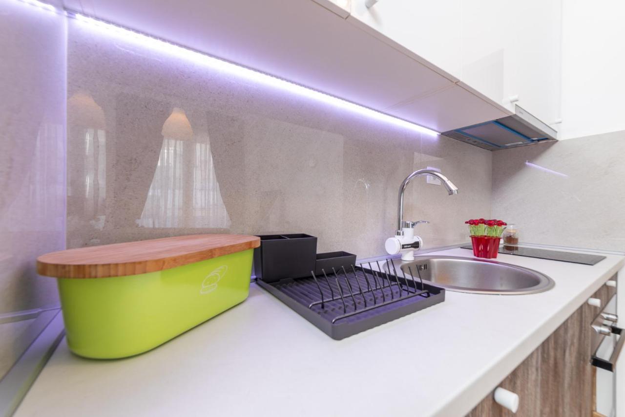 Ana'S Apartment Budva Mne Екстериор снимка